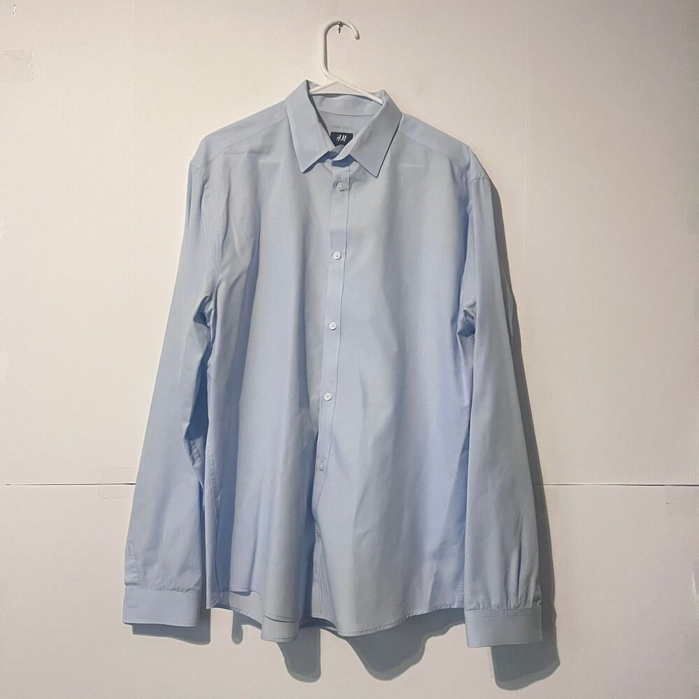 Hm Mens Shirt Size XL Light Blue Easy Iron Long Sleeve Button Up Collared